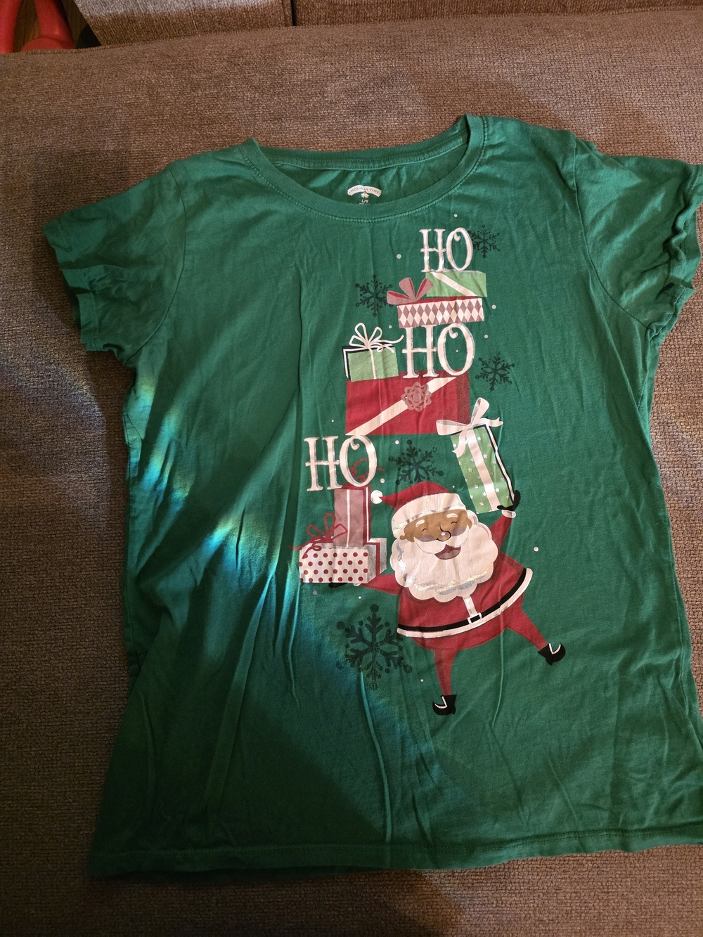 Holiday Time Green Santa & Presents Graphic Tee